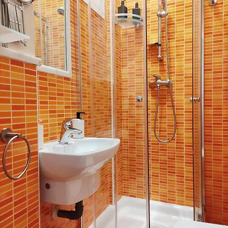 Ciriaco By Sevillaluxurysuites Apartman